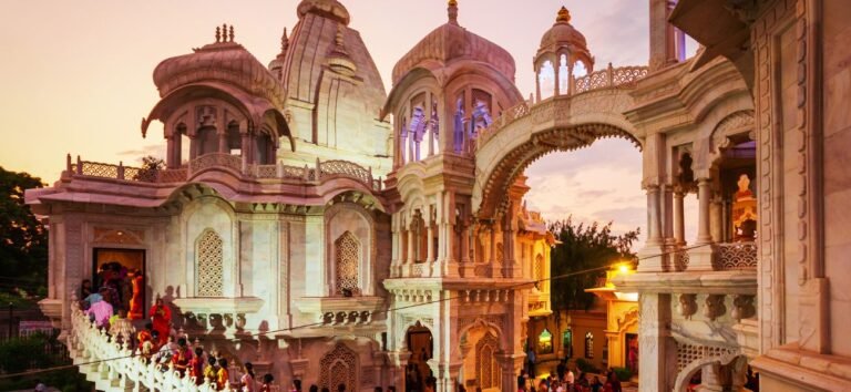 ISKCON Temple Same Day Mathura Vrindavan Tour