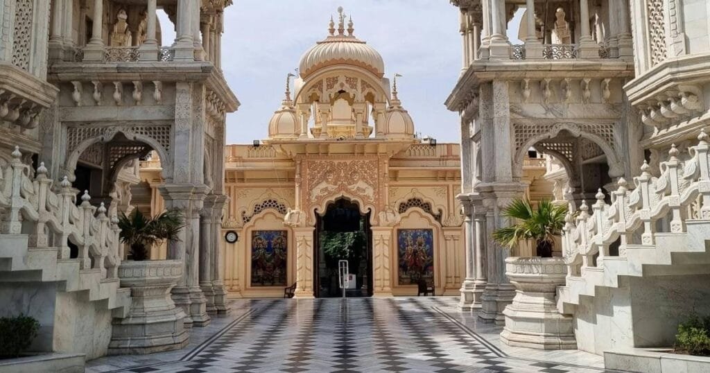 ISKCON Temple, Vrindavan | Tour and Travels in Vrindavan