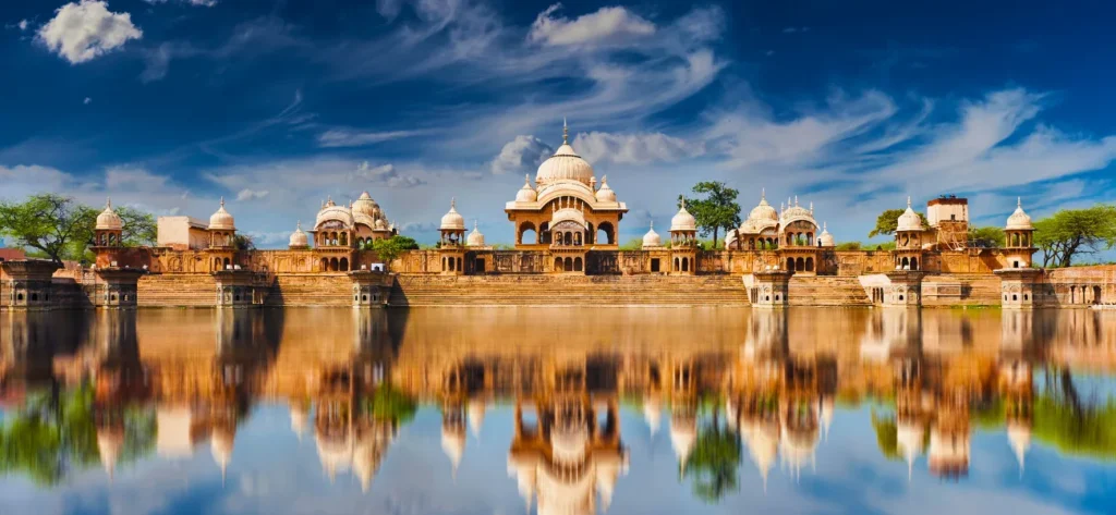 Kusum Sarovar | 7 Days Mathura Vrindavan Ayodhya Varanasi Tour Package